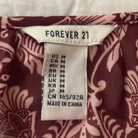 Forever 21 cold shoulder burgundy, top size medium - Picture 4 of 6